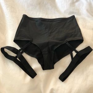 NWT La Senza lingerie bottoms / underwear piece